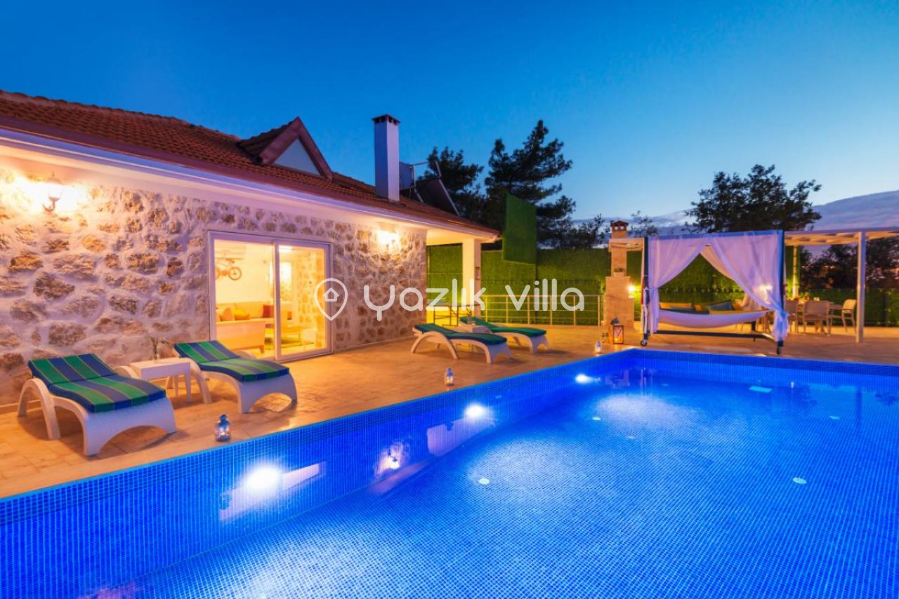 Villa Alya