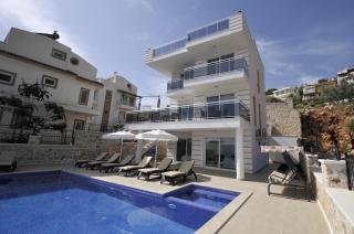 Villa Eylül, Kalkan Ortaalanda 5 Yatak Odalı Villa